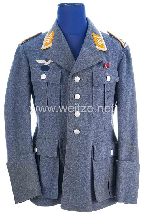 Luftwaffe Waffenrock für einen Oberfeldwebel der fliegenden Truppe  Bild 2